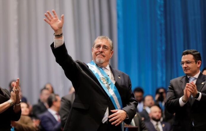 TOMA-DE-POSESION-A120-900x570