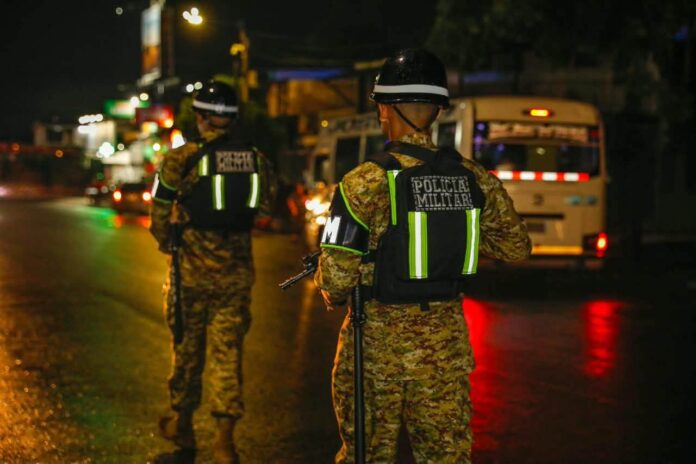 policía militar